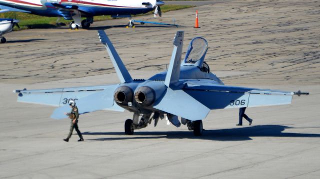 McDonnell Douglas FA-18 Hornet (16-8916) - Last checks complete. 