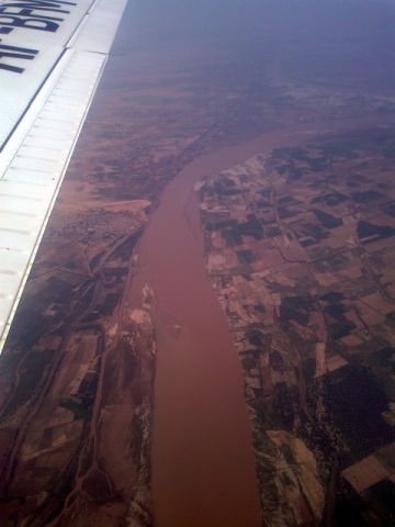 Piper Seneca (AP-BFM) - At FL90 over Indus River. My friend Muhammad Hussam shot this photo.