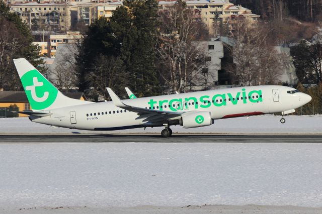 Boeing 737-800 (PH-HXN)