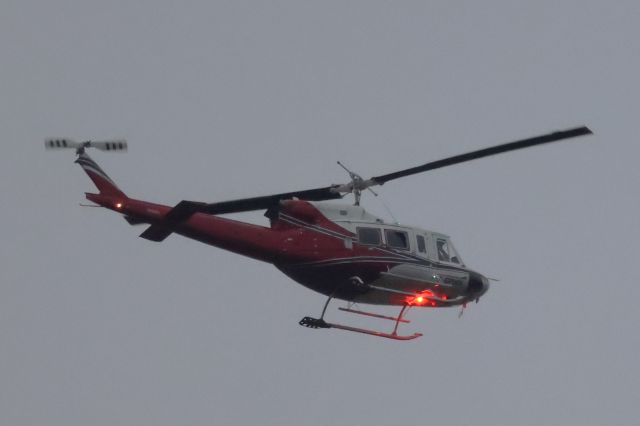 Bell VH-1 (C-GPWX) - C-GPWX Bell B-212 Mustang Helicopter Inc. Altitude 310 Mètres. Vitesse 190 Km/H. Survolant la ville de Lavaltrie QC. Le 25-09-2024 à 07:16.