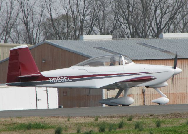 Vans RV-8 (N623EL) - Taking off from 14 at Downtown Shreveport.