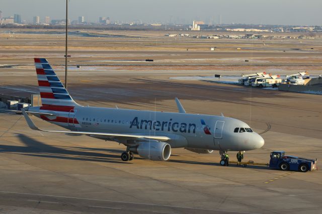 Airbus A319 (N8001N) - 121013 AA A319 on push-back from Term C