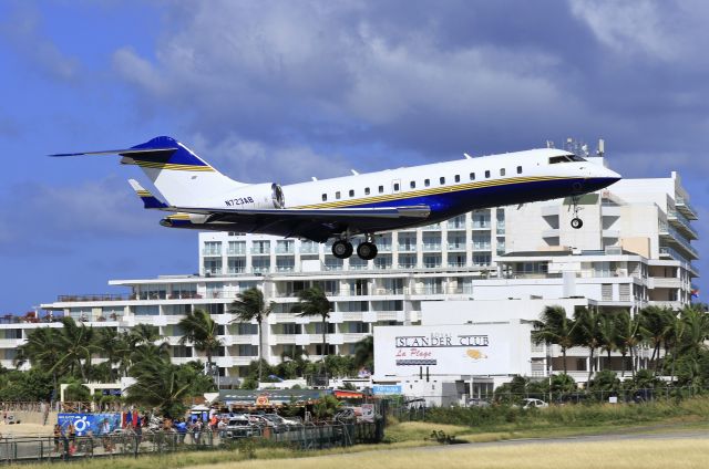 Bombardier Global 5000 (N723AB) - Global Express 5000 N723AB arriving in style to sun shine city St Maarten.