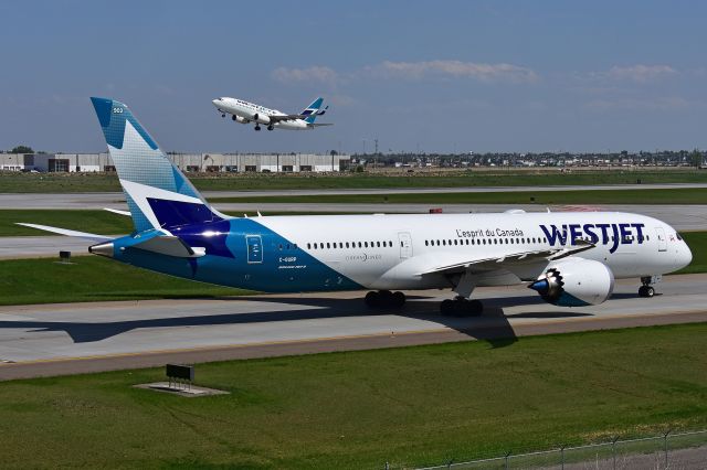 Boeing 787-9 Dreamliner (C-GURP) - WestJet Boeing 787-9 Dreamliner arriving at YYC on June 3.