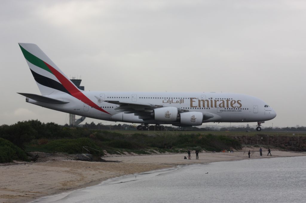 Airbus A380-800 (A6-EDE)