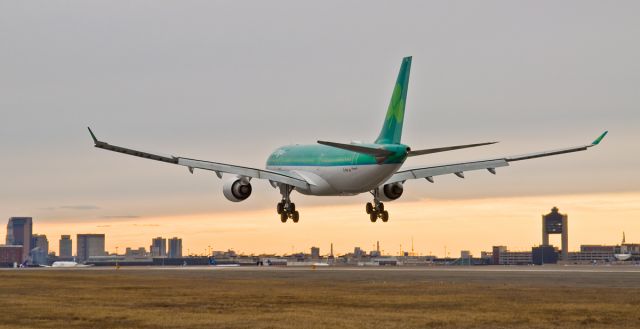 Airbus A330-200 (EI-DUO) - Colum as Shamrock 1 tree 9 heavy is over the numbers @ KBOS Logan Airport !