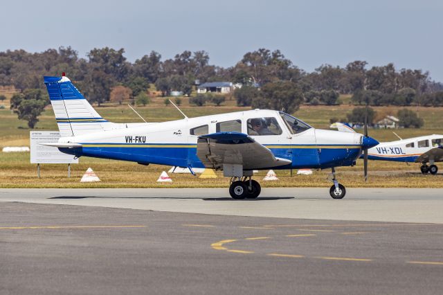 Piper Cherokee (VH-FKU) - Aircraft Assemblers Australia (VH-FKU) Piper PA-28-161 Warrior II at Wagga Wagga