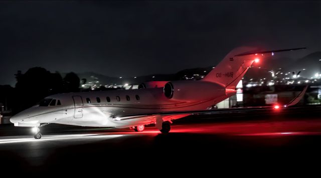 Cessna Citation X (OE-HUB)