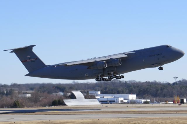 Lockheed C-5 Galaxy (80-0452) - United States Air Force Lockheed C-5 Galaxy 1/12/14