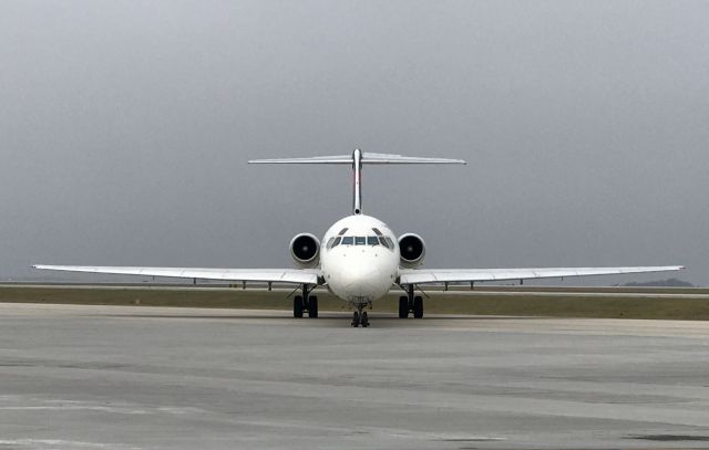 McDonnell Douglas MD-88 (N913DL)