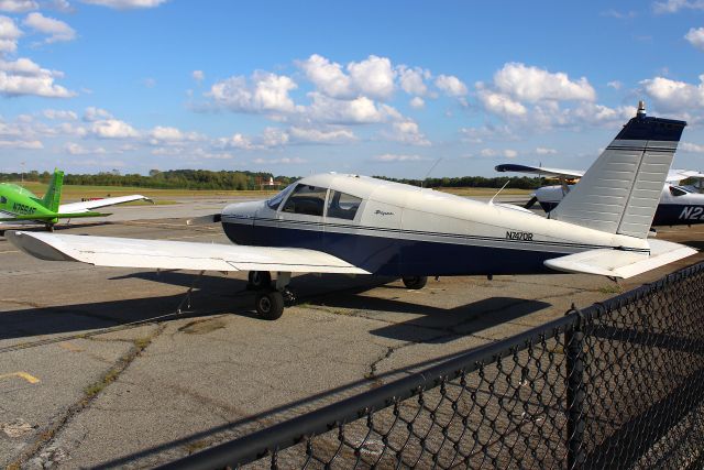 Piper Cherokee (N7470R) - A 1966-built Piper PA-28-140 Cherokee parked at PDK while LZU got its runway repaved. Photo taken on 10/1/2020.