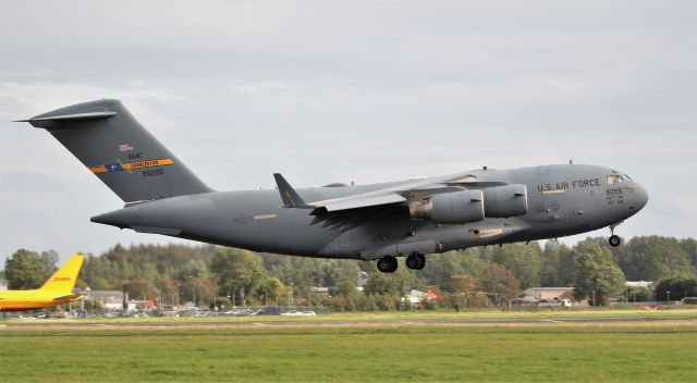 09-9205 — - rch194 usaf c-17a 09-9205 landing at shannon 22/8/19.