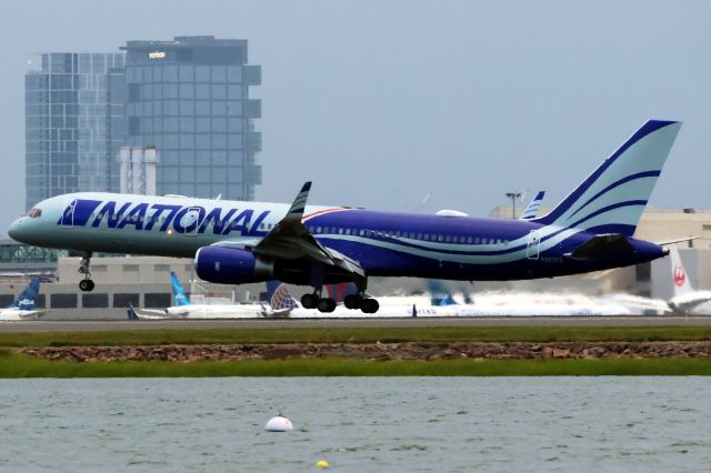 Boeing 757-200 (N963CA)