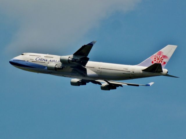 Airbus A330-300 (B-18208)
