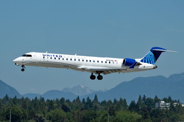 Canadair Regional Jet CRJ-700 (N797SK)