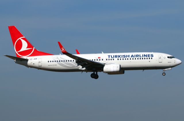 Boeing 737-800 (TC-JHR)