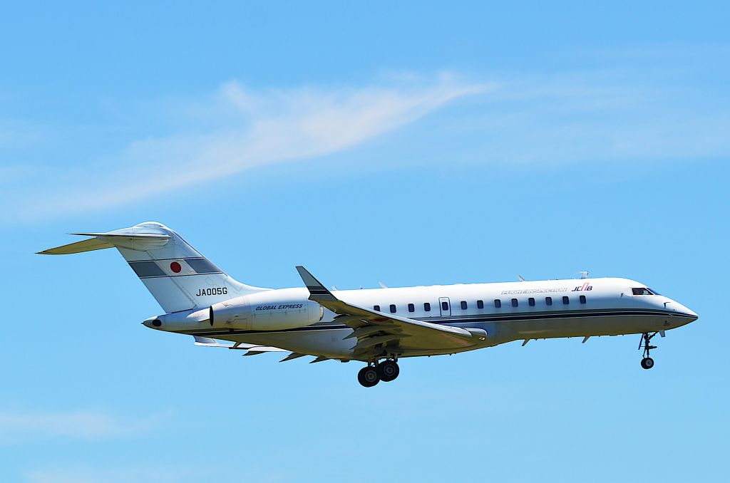 Bombardier Global Express (JA005G) - I took this picture on Jul 14, 2015.