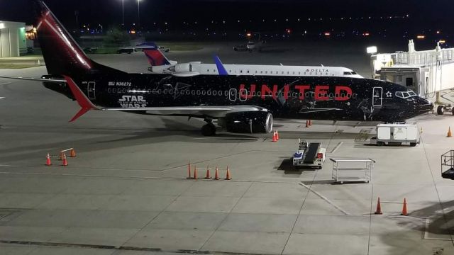 Boeing 737-700 (N36272) - UAL Star Wars Jet visits Rapid City, SD   photo courtesy Rapid City Regional Airport