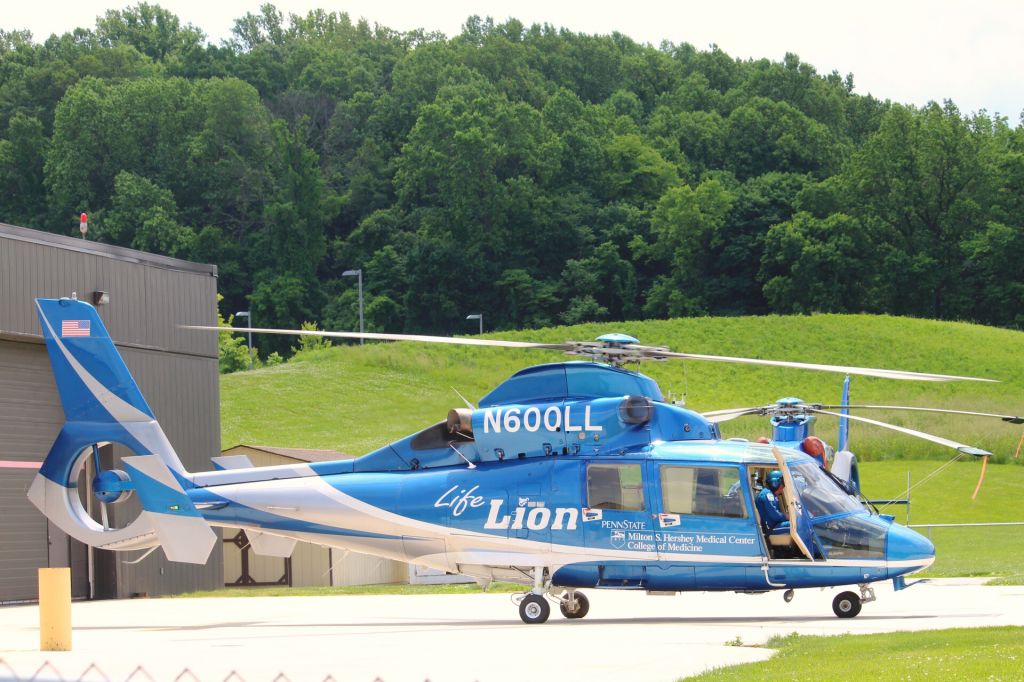 VOUGHT SA-366 Panther 800 (N600LL) - View at full for best quality 