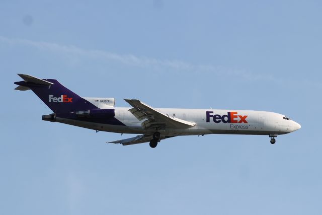 Boeing 727-100 (N495FE)