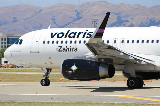 Airbus A320 (XA-VOZ)