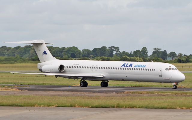 Boeing 737-700 (LZ-DEO) - alk airlines md-82 lz-deo arriving in shannon from sofia 15/6/18.