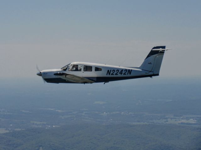 Piper Arrow 4 (N2242N)