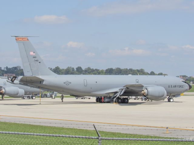 Boeing C-135FR Stratotanker (57-1451)