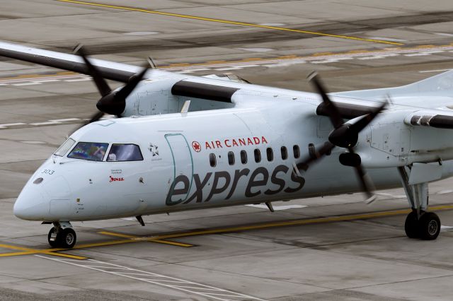 de Havilland Dash 8-300 (C-GUON) - 18th Oct., 2014