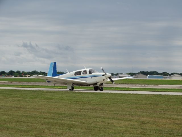 Mooney M-20 (N4558H) - MOONEY M20J