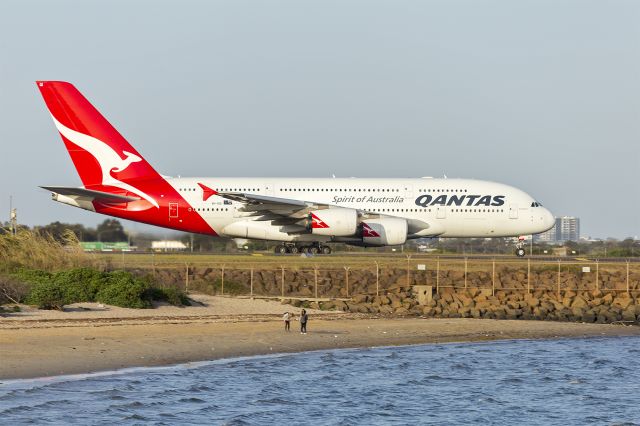 Airbus A380-800 (VH-OQI) - Qantas (VH-OQI) Airbus A380-842 at Sydney Airport.