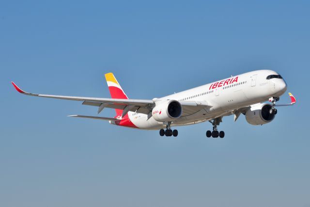 Airbus A350-900 (EC-NIG) - 10-C 10-28-22