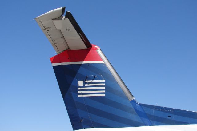 de Havilland Dash 8-100 (N914HA)