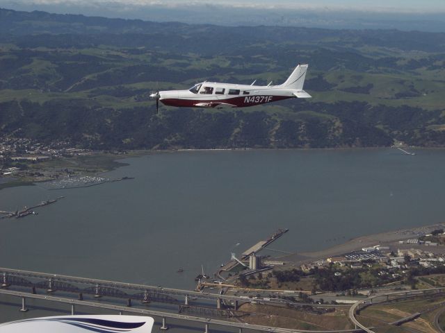 Piper Saratoga (N4371F)