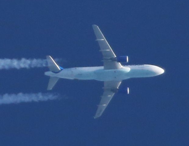 Airbus A320 (OO-TCI) - VOL BRUSSEL AGADIR VERTICAL COTE VENDEE 33 000 FT