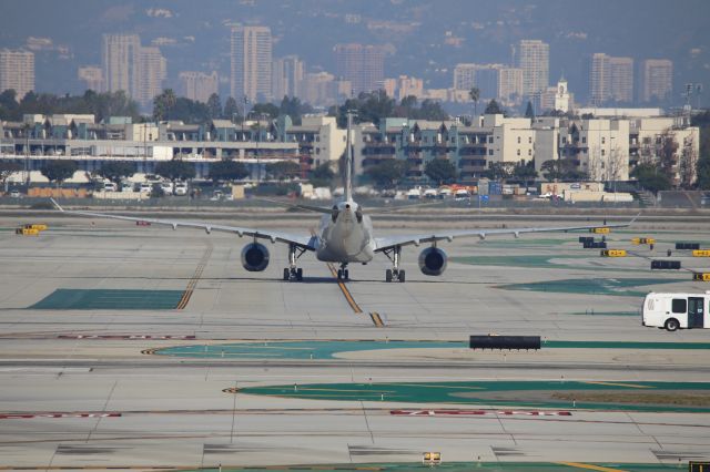 Airbus A330-200 (B-6543)