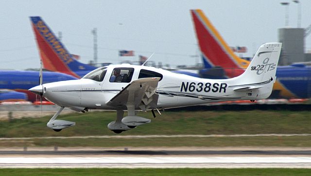 Cirrus SR-22 (N638SR)