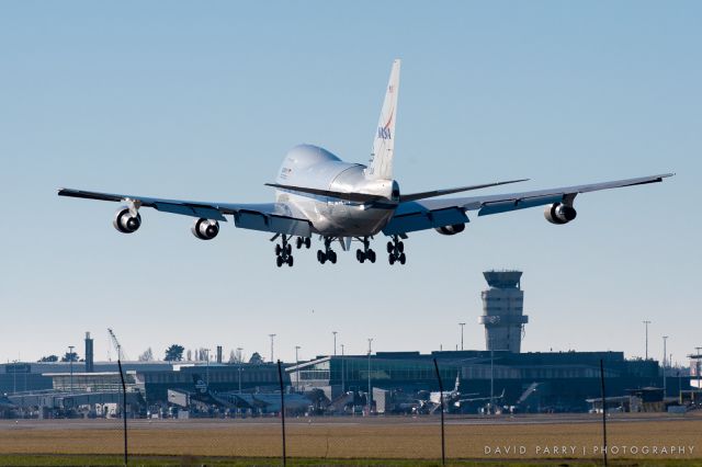 BOEING 747SP (N747NA) - NASAs SOFIA B747SP landing at New Zealands Christchurch International Airport on Monday 6 June 2016, for an 8 week scientific mission in the southern hemisphere. Captured with my super-sharp Nikon 300mm/f2.8G lens.