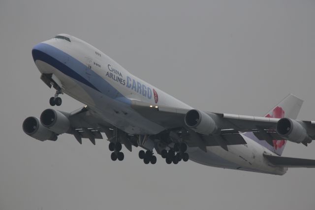 Boeing 747-400 (B-18723)