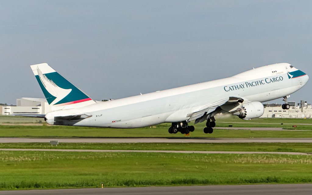 BOEING 747-8 (B-LJF)