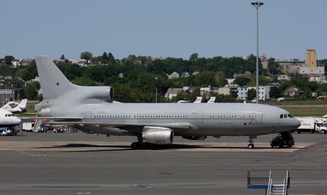 Lockheed L-1011 TriStar (EWR953)