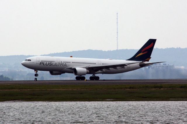 Airbus A330-200 (EC-NUL)