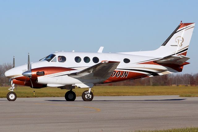 Beechcraft King Air 90 (N90JN)