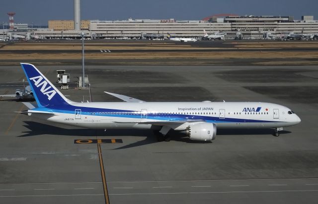 Boeing 787-9 Dreamliner (JA877A) - Taxing at HND (2017/02/28)