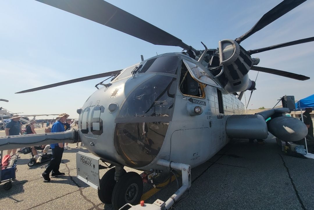 VFW CH-53G (16-1543) - On display at Dover Air Force Base for Thunder Over Dover 2022 - USMC CH-53E Super Stallion 