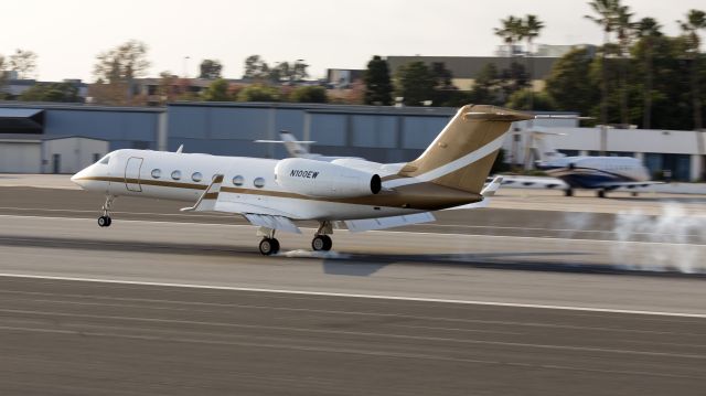 Gulfstream Aerospace Gulfstream IV (N100EW)