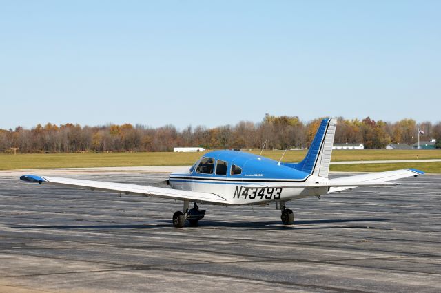 Piper Cherokee (N43493)