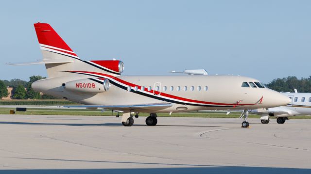 Dassault Falcon 900 (N501DB) - On ramp at KDPA 21 August 2015