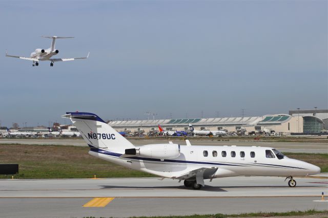 Cessna Citation CJ2+ (N876UC)