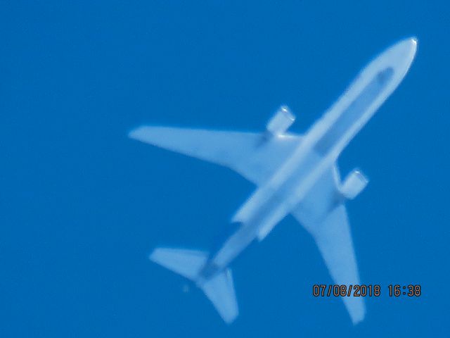 Boeing MD-11 (N593FE)